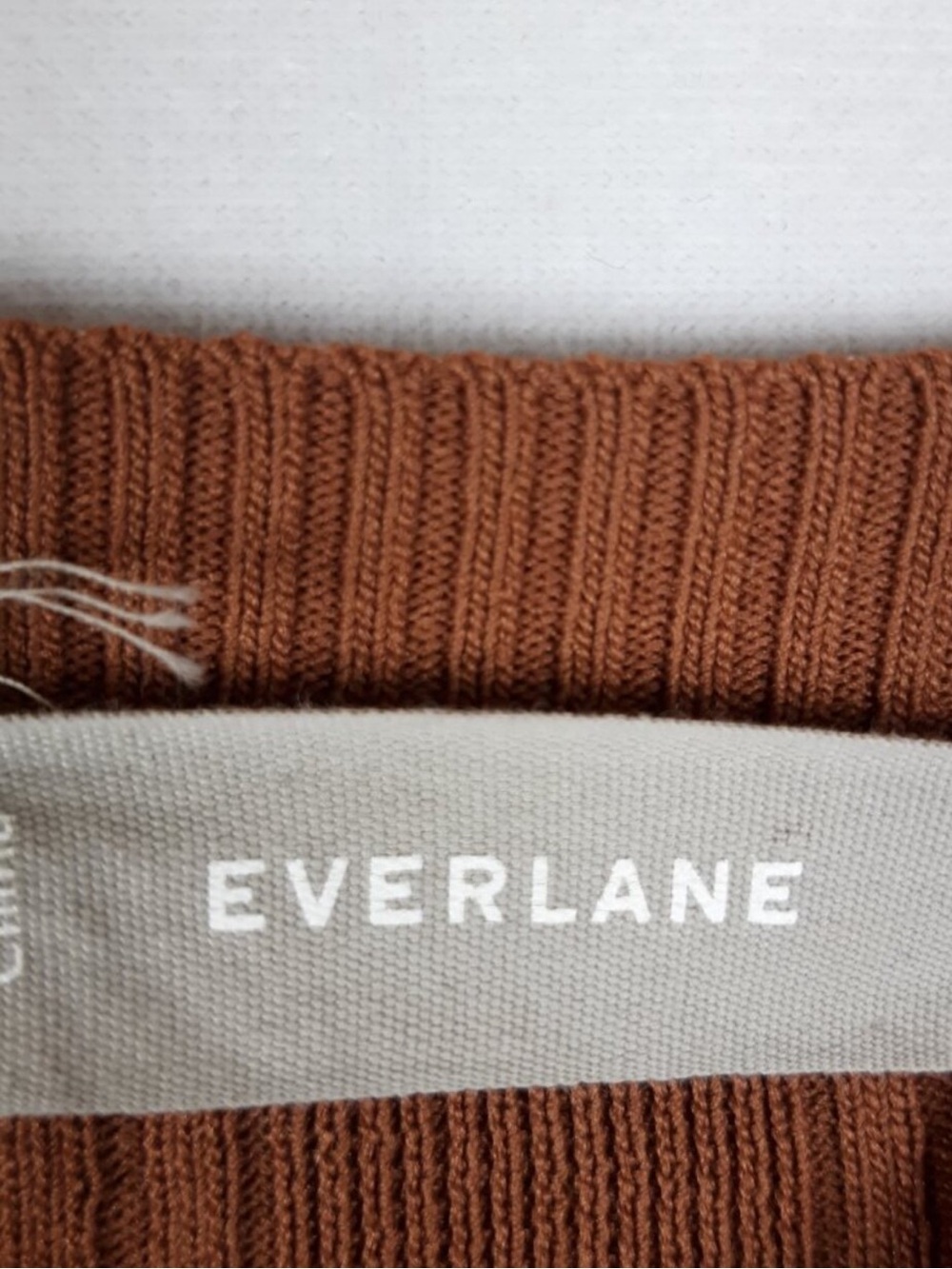 Everlane Ribbed Cropped Cardigan in Cocoa Brown - Picture 4 of 4